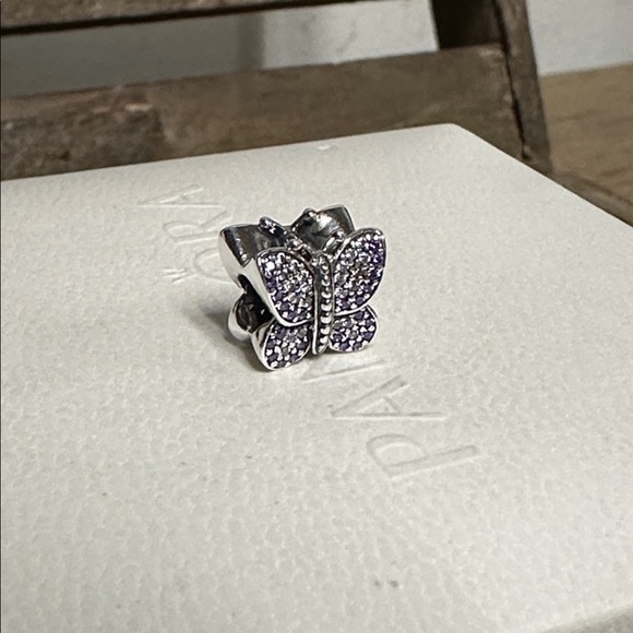 Pandora great shape sparkling butterfly purple cz pave crystal sterling charm - Picture 2 of 5